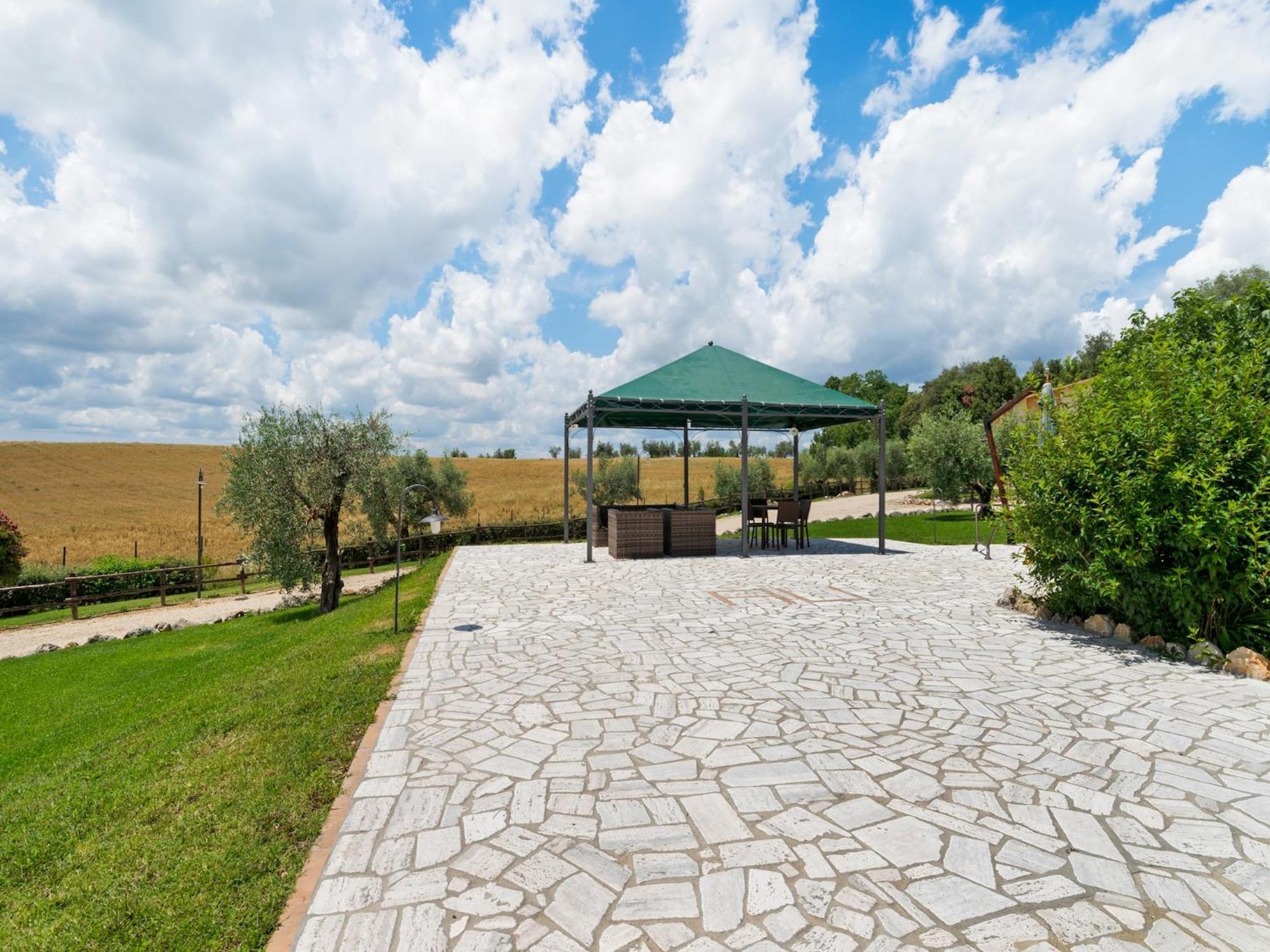 Elegant Apartment Only 1 Hour From Rome Narni Bagian luar foto