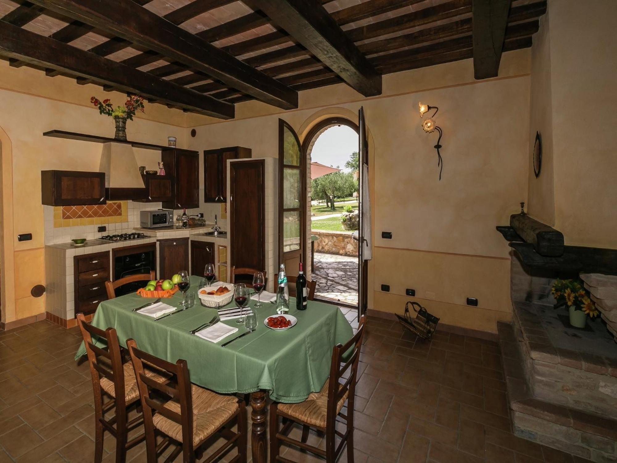 Elegant Apartment Only 1 Hour From Rome Narni Bagian luar foto